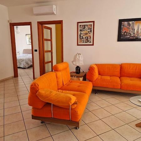 Officium Su Piazzetta Apartment Torino Exterior foto
