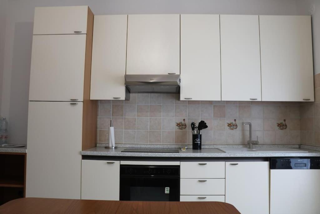 Officium Su Piazzetta Apartment Torino Exterior foto
